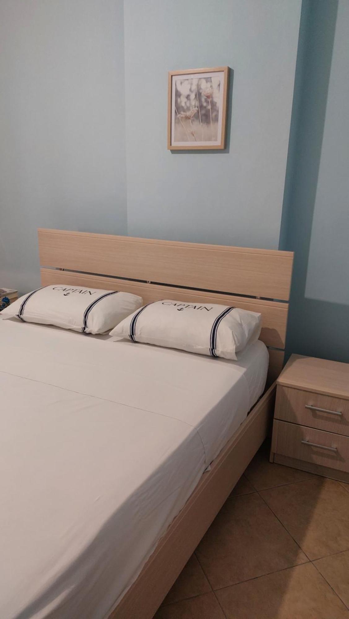 Seashell Apartment Durres Bilik gambar